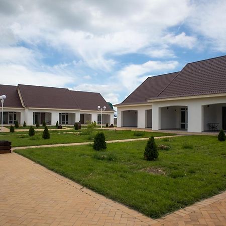 База Відпочинку "Сонячна" Primorskoye Εξωτερικό φωτογραφία